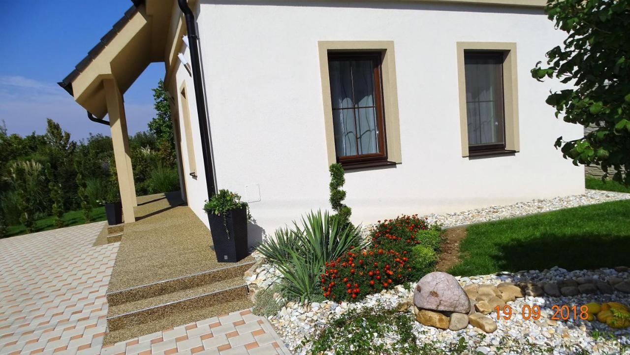 Kimy Home Mojmirovce Экстерьер фото